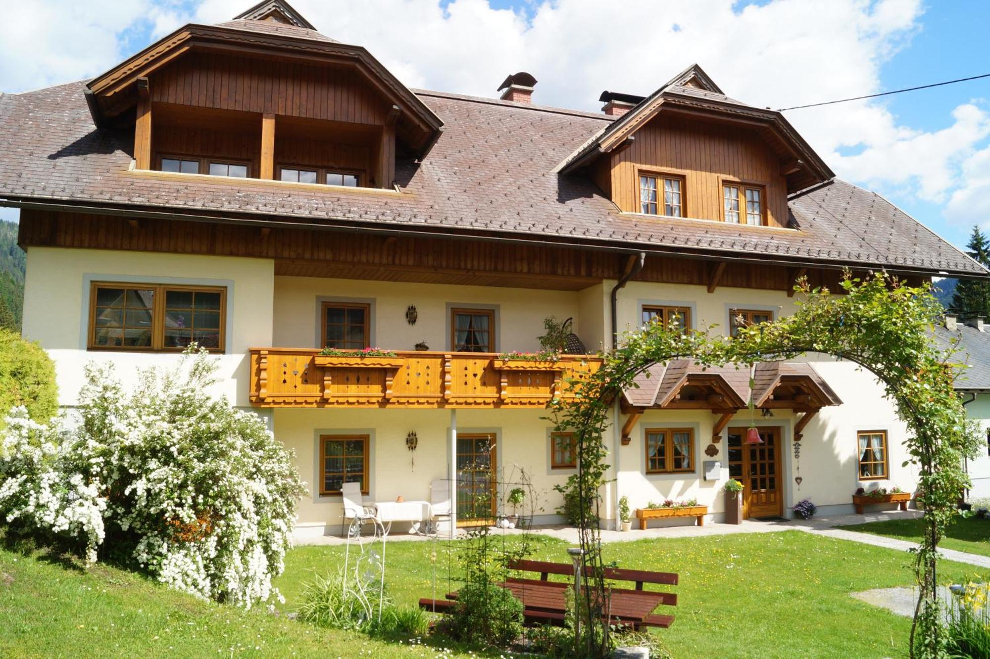 Apartment Gaestehaus Wastian Weissbriach Eksteriør bilde